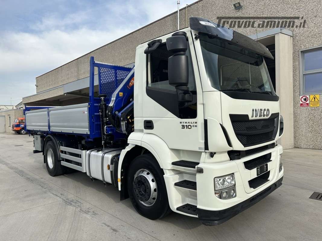 IVECO STRALIS 310  Machineryscanner