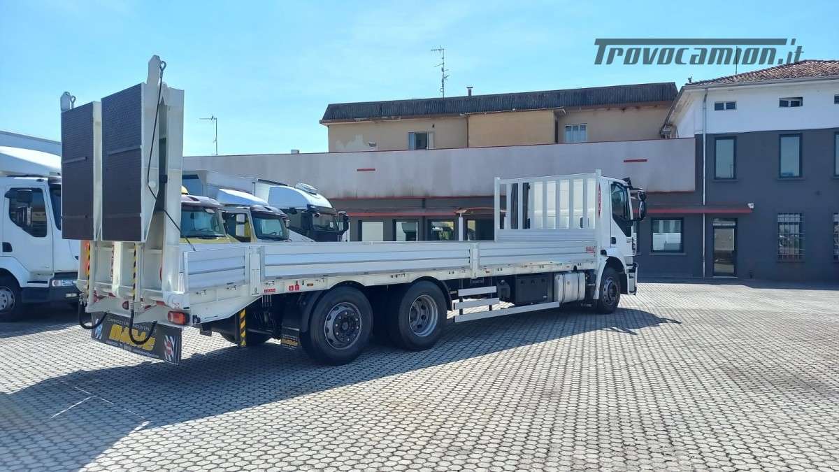 IVECO STRALIS 330  Machineryscanner