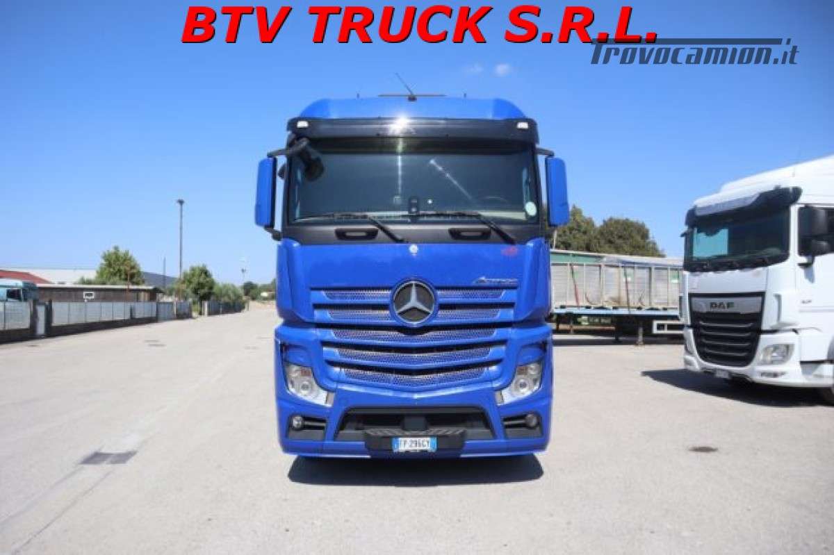 ACTROS 1843 SCARRABILE FURGONATO 9.60M CON SPONDA  Machineryscanner