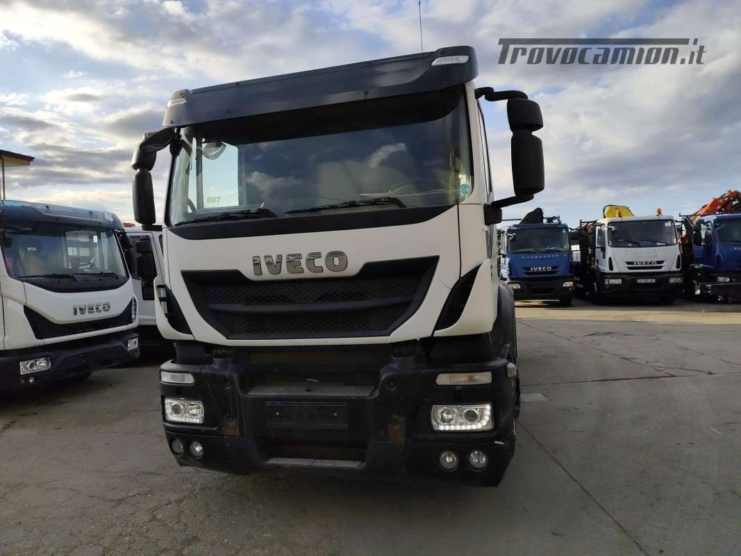 IVECO STRALIS AD 190S31  Machineryscanner